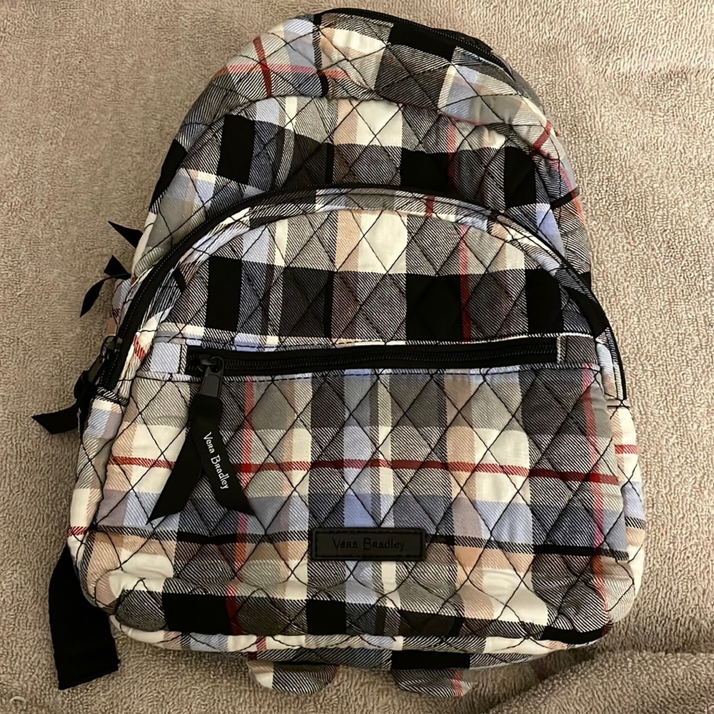 Vera Bradley Essential Compact Backpack NWT - Picture 4 of 10